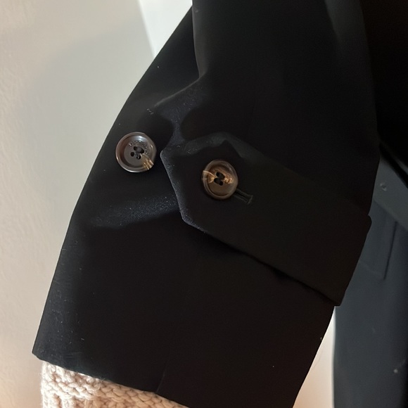 Large Burberry trench coat - Picture 7 of 12